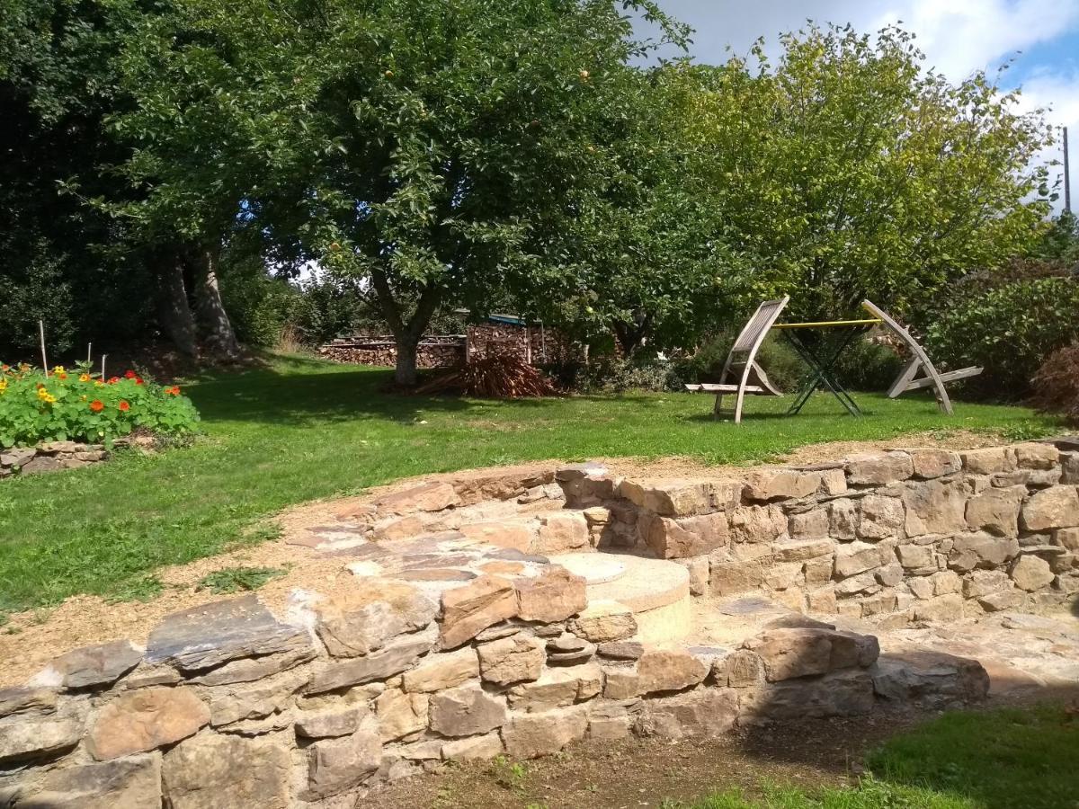 Chaleureuse Maisonnette Hotel Lopérec Kültér fotó