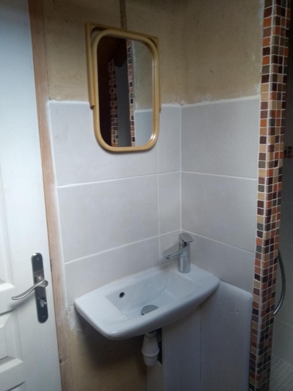 Chaleureuse Maisonnette Hotel Lopérec Kültér fotó